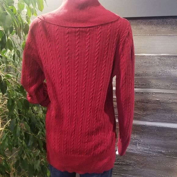 Eddie Bauer cable knit cowl neck sweater. - Picture 4 of 6